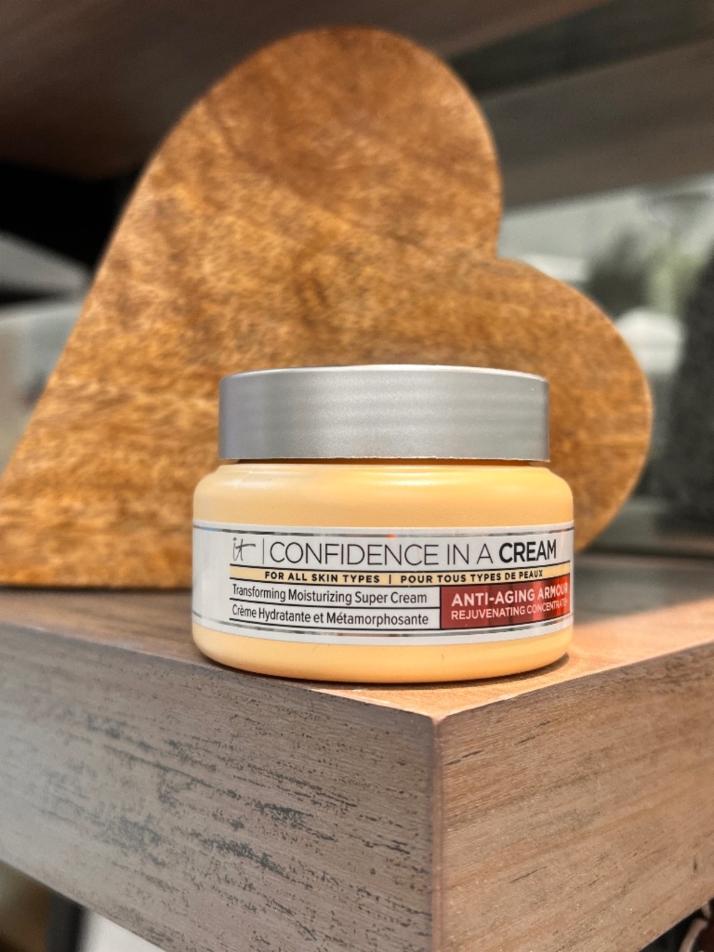 IT Cosmetics Confidence in a Cream